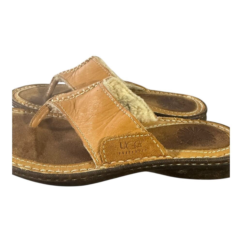 UGG Women’s Chestnut Layback Suede Leather Flip Flop Sandals Shoes 7 Sherpa - Picture 4 of 8
